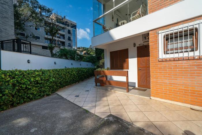 A36 - AP 05 - Maria Angélica - Apto na avenida - 01 dormitório