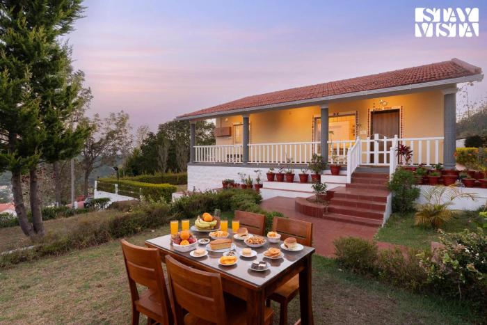 StayVista at Zolas Retreat 2BHK Pet Friendly and Breakfast Included