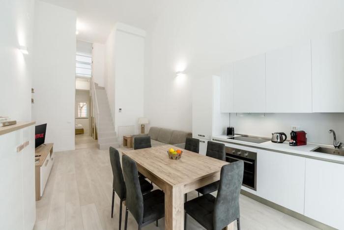 Free Parking - 1 Min Metro to Duomo - Loft Moderno