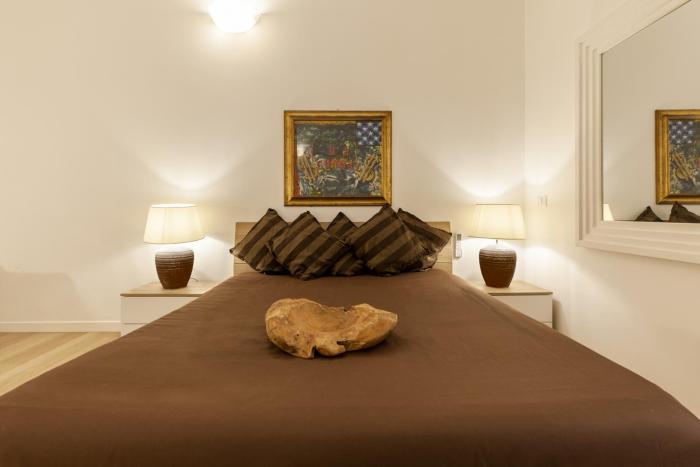 Next to Vatican Museum Luxury Flat