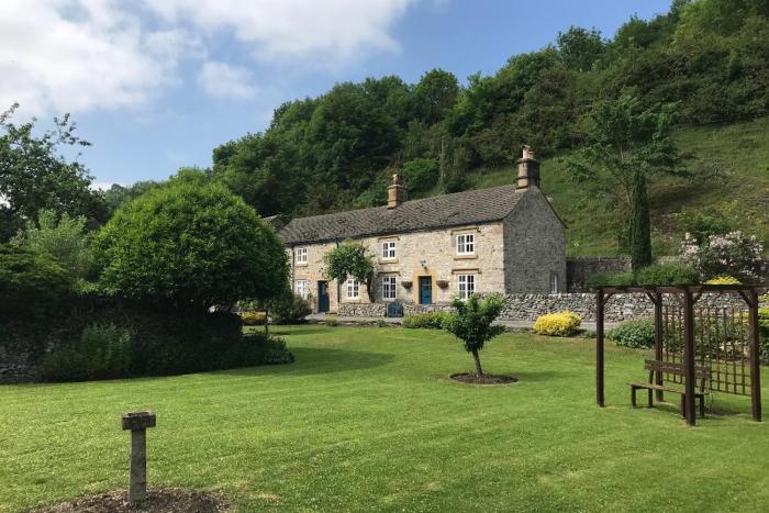 Riversdale Farm Cottage Upperdale Peak District