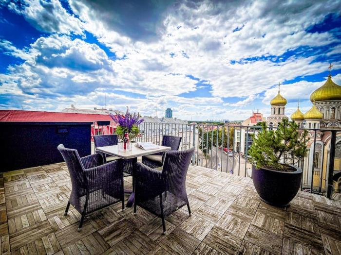 Luxury Apartments with Large Terrace in City Center