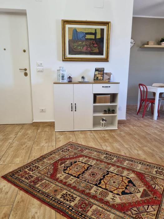 CITY HOUSE & FREE PARKING by Perry-Holiday moderno, panoramico e comodo fino a 6 ospiti