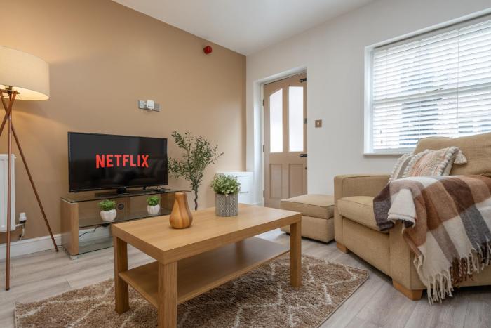 Cosy central apartment - free nearby parking