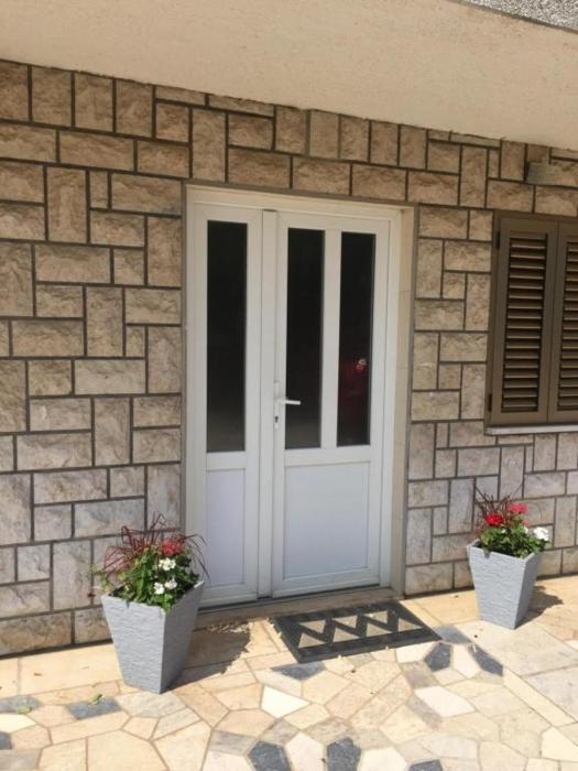 Apartments with parking space Crikvenica - 23167