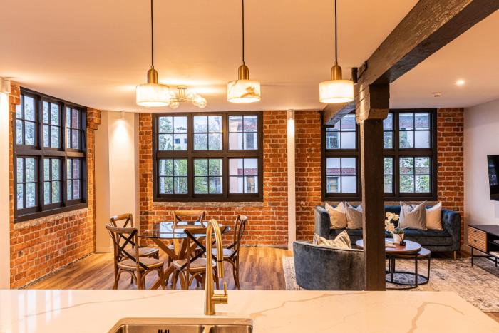 Johnston Apartments - Award-winning building, Your unforgettable stay