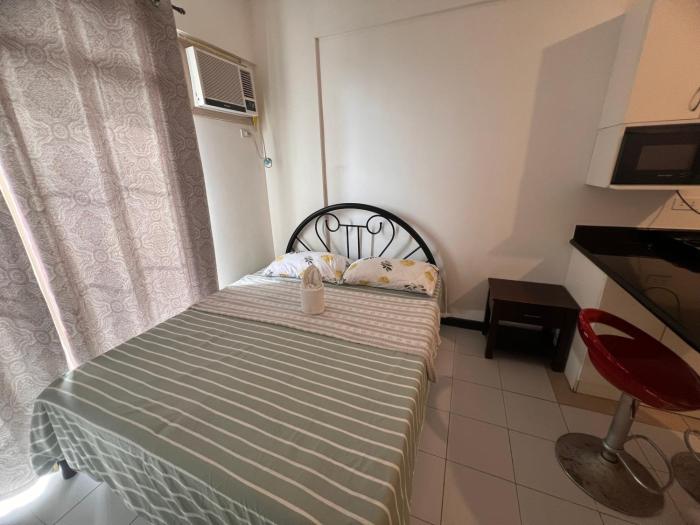 Studio unit for rent