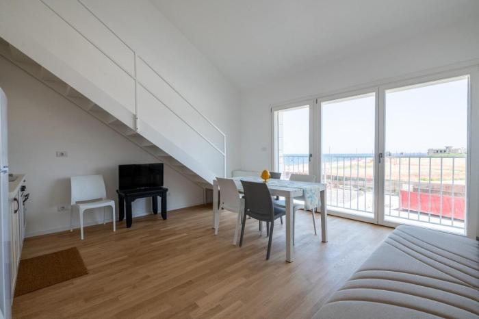 Angelina House - Sea Front Loft