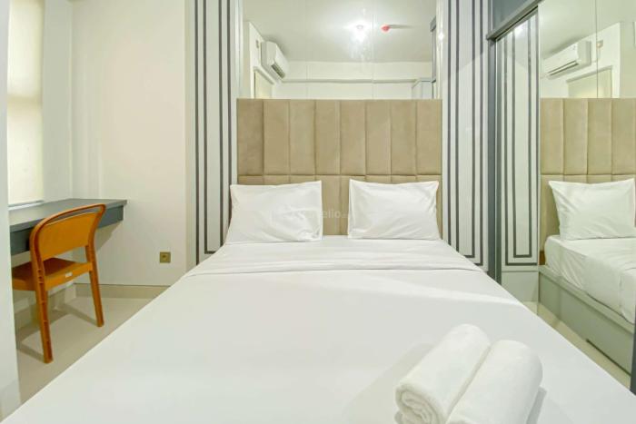 Comfy and Tidy Studio Transpark Cibubur Apartment By Travelio