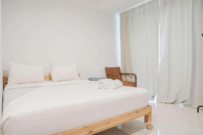 Gorgeous and Cozy Studio at West Vista Apartment By Travelio