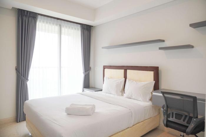 Minimalist and Nice Studio at Gold Coast Apartment By Travelio