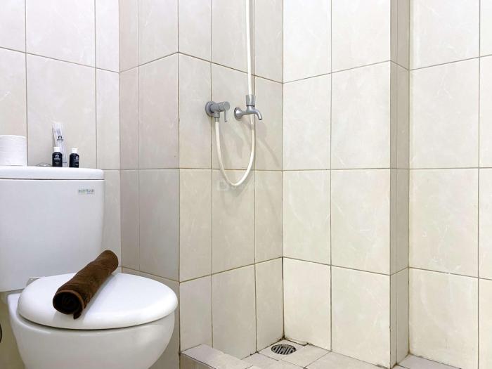 Homey and Simply Look Studio Springlake Summarecon Bekasi Apartment By Travelio