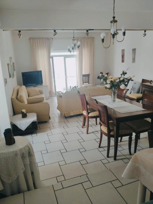 Sunny Central New Classic House