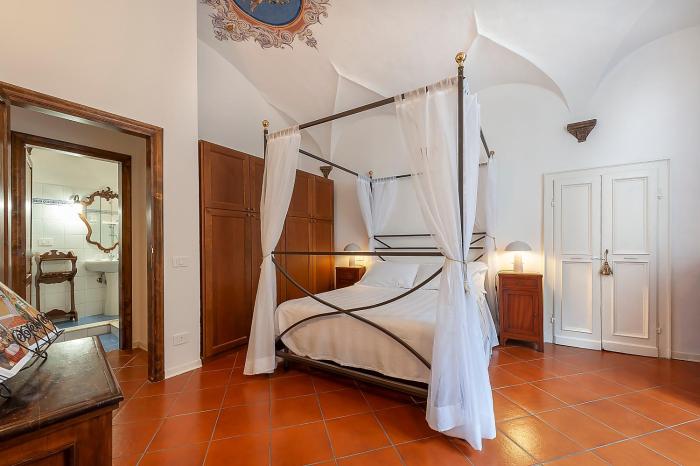 LA LOGGIA DI PORTICA Residenza Storica nel centro di Assisi