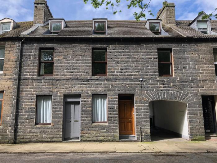 Spacious Harbour House