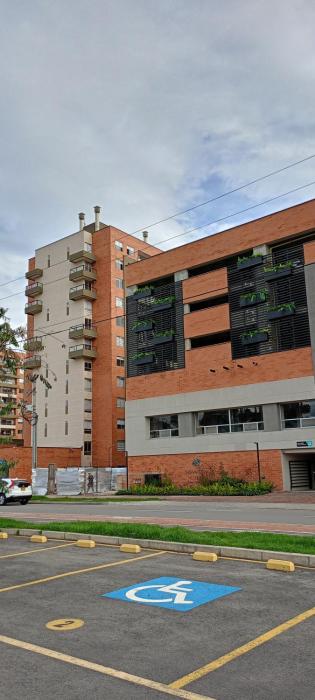 Apto Completo con Estudio y CLUB HOUSE