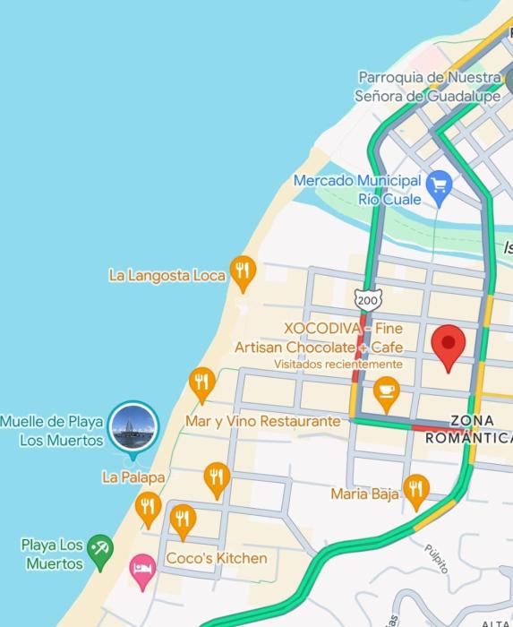 06 Habitación Independiente en Zona Romántica a solo 3 cuadras de la playa