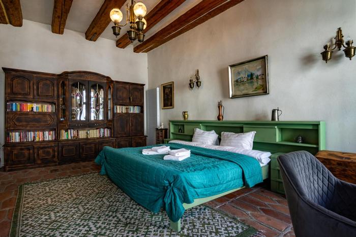 Iconic View Terrace - 2 Private Suites