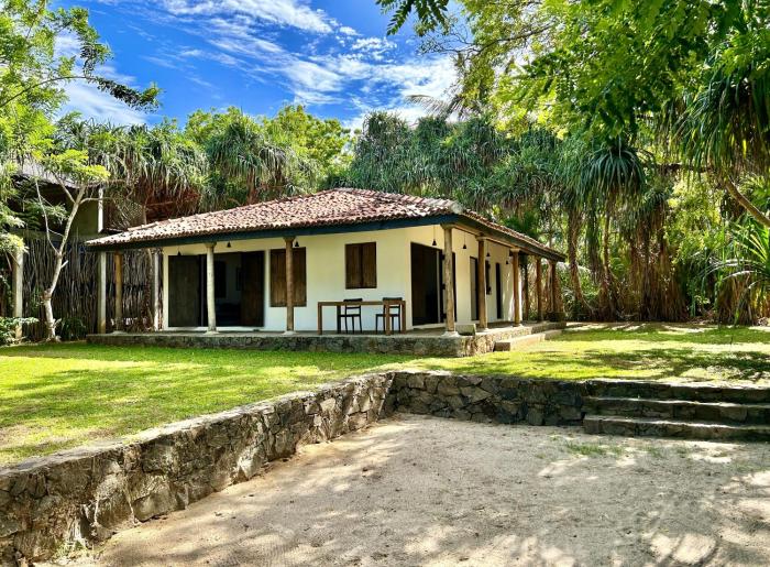 Namaskara by the Beach - Charming Beachfront Bungalow Retreat