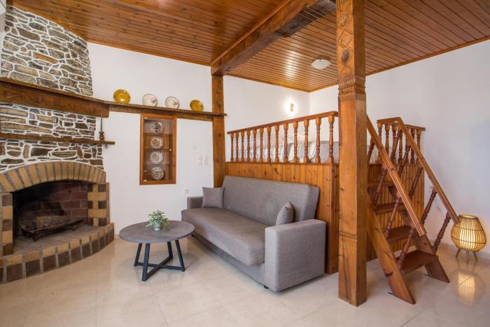 Rhodes VistaPeak Retreat