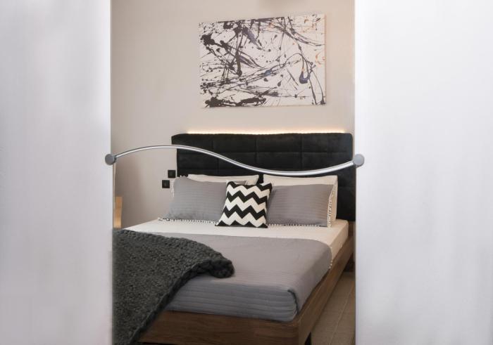 Sunny Garden Apartment