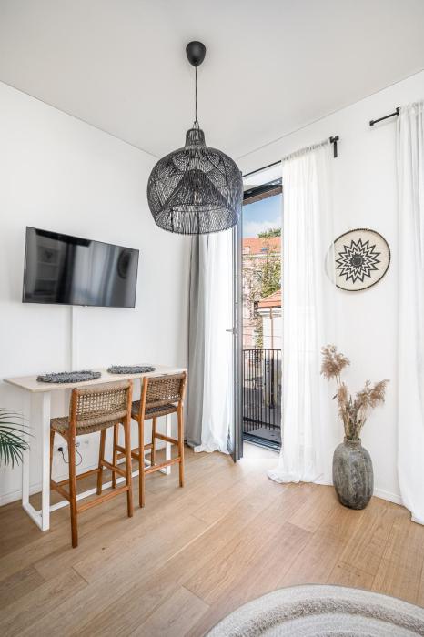 Bali style apartment with balcony near Gates of Dawn