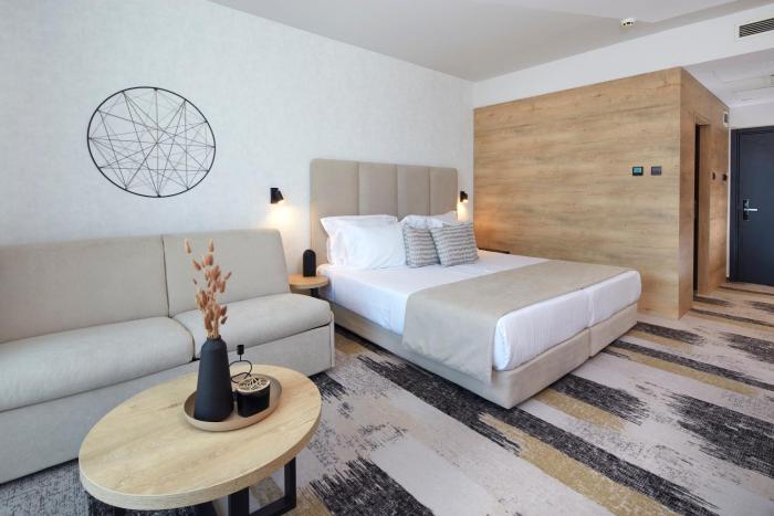 Hotel MarvelInclusive - FULLY RENOVATED FREE Beach Access