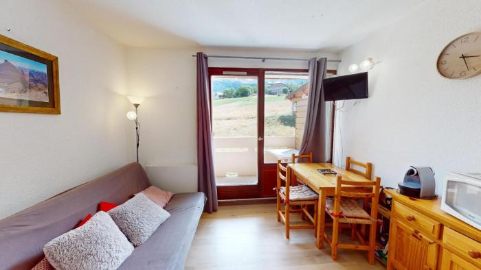 Studio 4 pers Le Sauze pied des pistes de ski