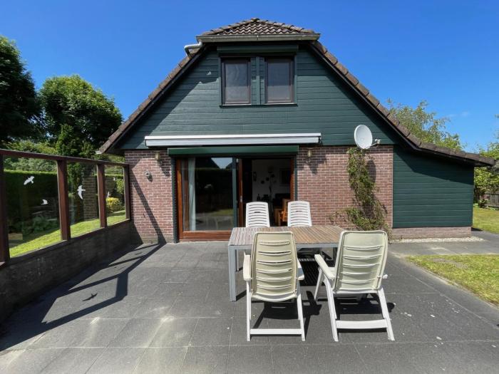 Heerlijke vrijstaande vakantiewoning aan het Veerse meer