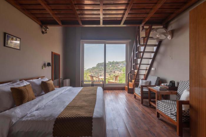 Alaya Stays Amara Dusk 4BHK Villa in Nainital