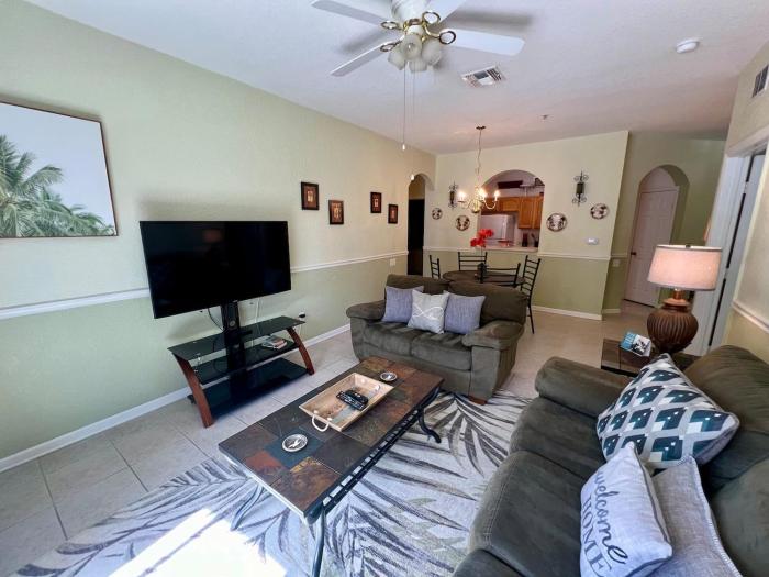 2 bed 2 bath Condo First Floor Windsor Hills