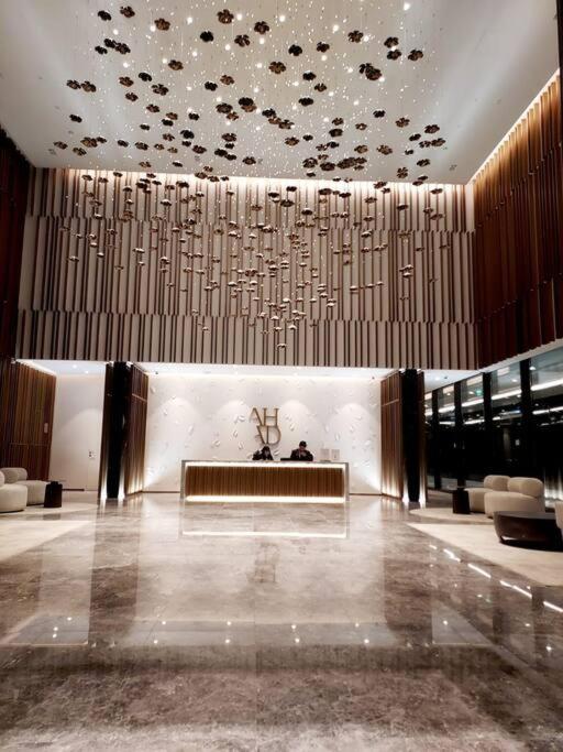 Studio Chic In Business Bay With Pool and Gym