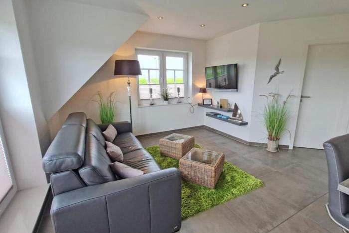 Inselblick am Kutterhafen - Erholung am Deich und Hafen f?r 2 Personen