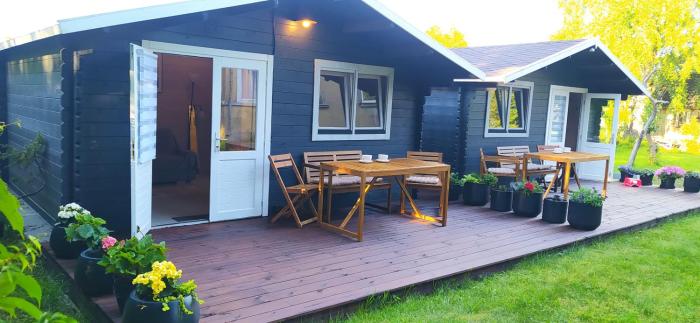 Poilsio namelis prie jūros Palangoje - rami vieta šalia pajūrio pušyno, dviračių takas, terasa, nemokamas parkingas