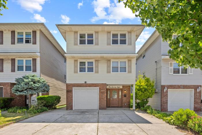 Cozy 3BR, Near NYC, Cruise Port,Statue of Liberty, Free Driveway Parking