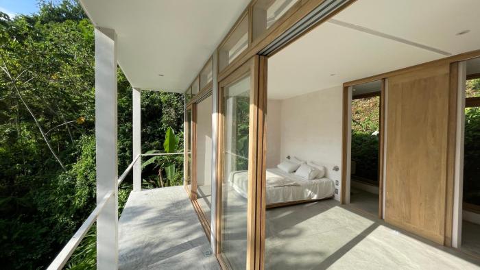 Raíces, The Jungle Penthouse