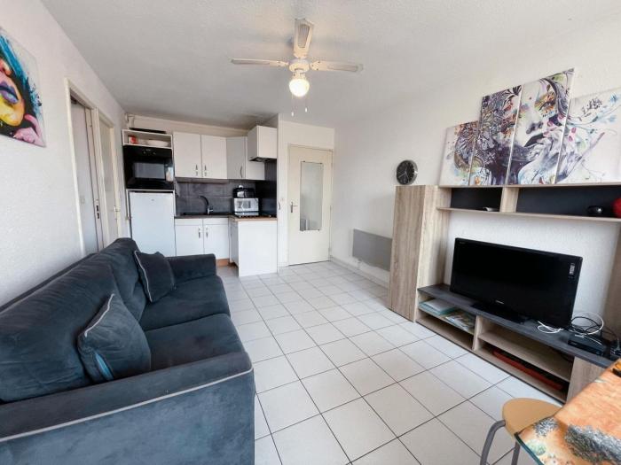 Coquet T2 Cabine à 50m de la Plage avec Parking Privé - 4 Pers - Tout Équipé - Proche Commerces - FR-1-795-21