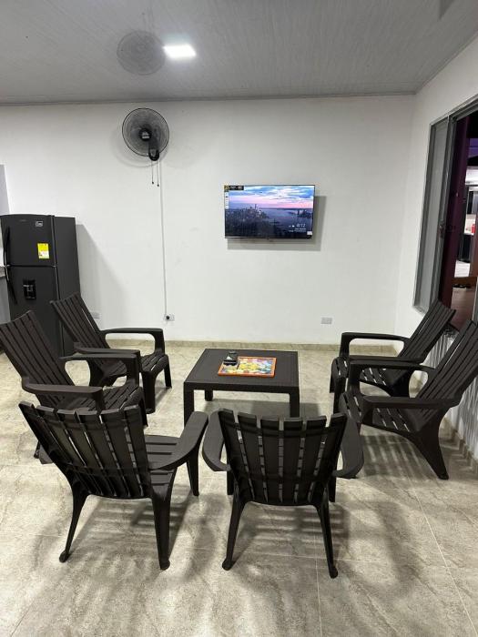 Casa Acacías Meta con Piscina y Jacuzzi