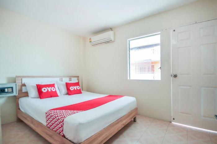 OYO 885 You And Me House