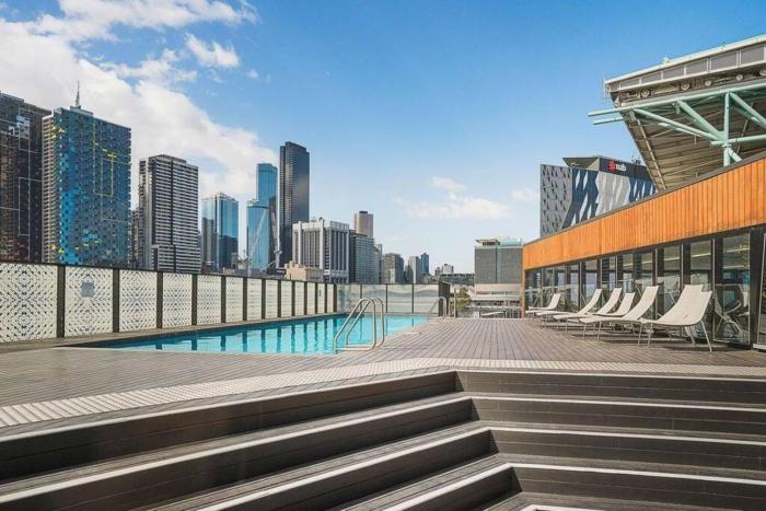 Modern 1 Bedroom Apartment in Docklands