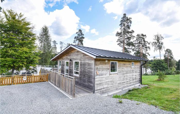 Nice Home In Dals-Långed With Kitchen