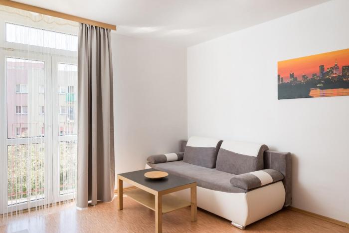 Ochota Geodetów Standard Studio by BookingHost