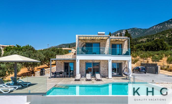 Blue pearl Villa with Private Pool in Afrato Village! Infinite sea views!