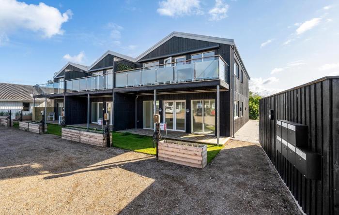 3 Bedroom Cozy Apartment In Slagelse