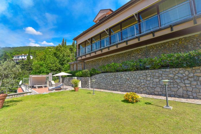 Apartments Villa Vosilla