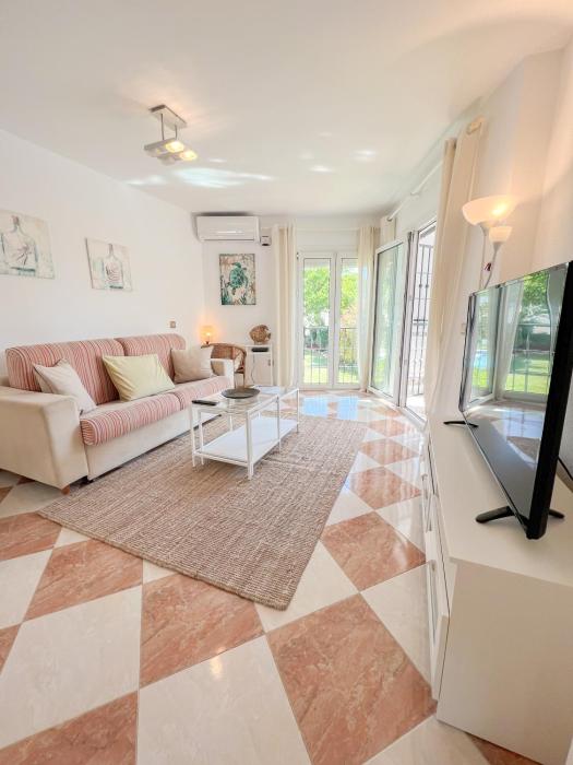 Wonderful Apt Pool & Beach