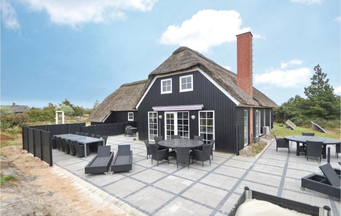 Awesome Home In Blåvand With Sauna