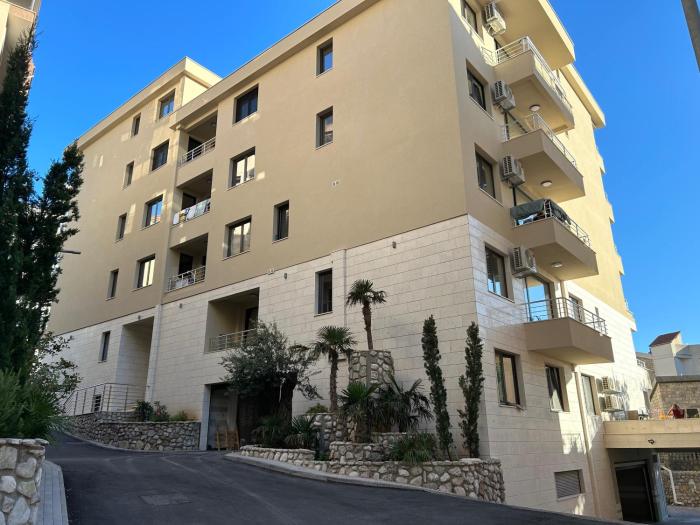 Apartment Veljko Becici