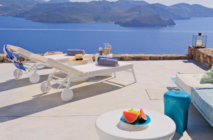 Odyssey Rock Milos Sunset Suites