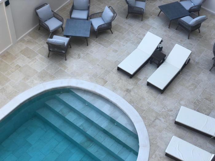 Azur Apartments
